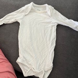 Kyte long sleeve onesie size 0-3